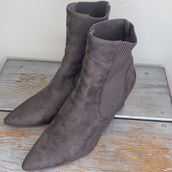 Steve Madden Rosalie Gray Sock Ankle Booties Size 11 - Picture 6 of 13